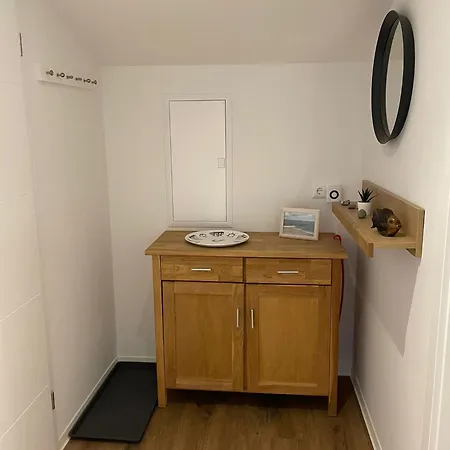 Utkiek - Alte Schule * Glowe